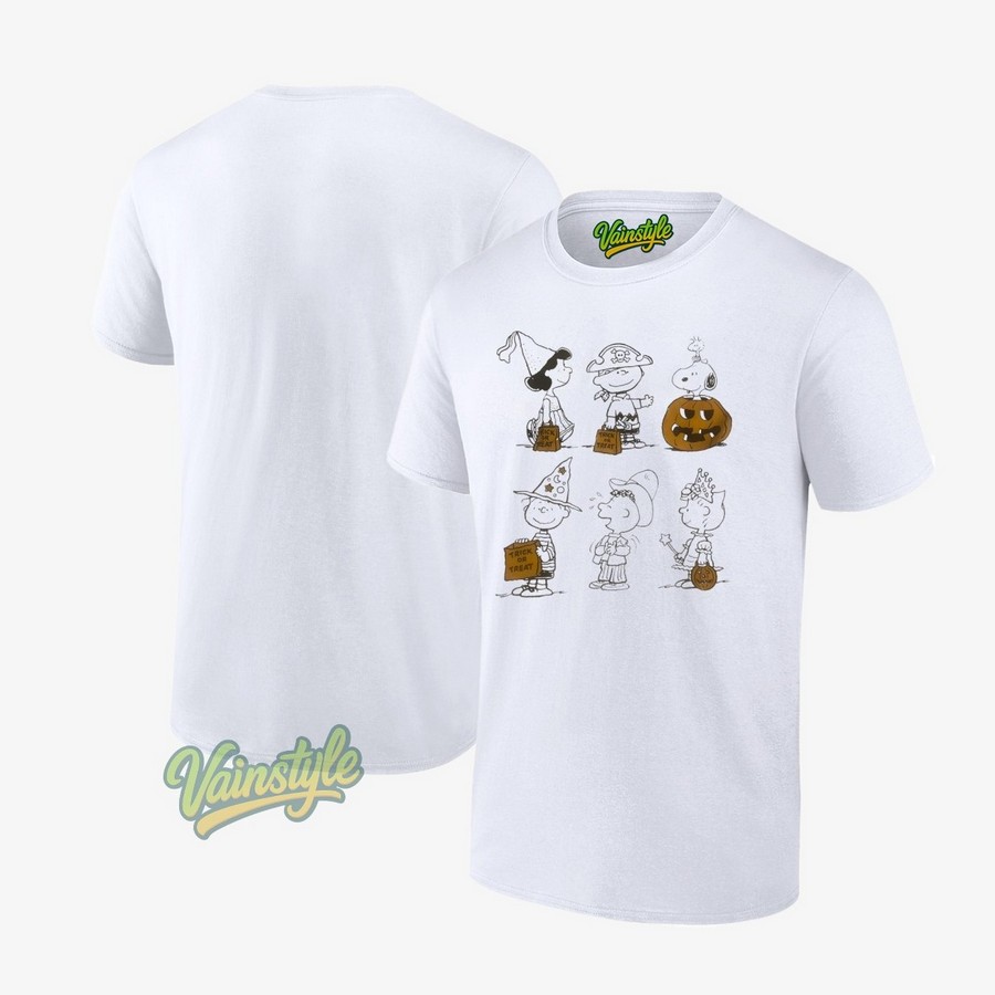 Trick or treat Peanuts Charlie Brown Snoopy Lucy Linus Halloween T-Shirt Trick or treat Peanuts Charlie Brown Snoopy Lucy Linus Halloween T-Shirt