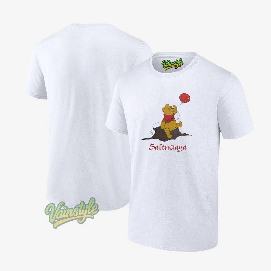Winnie The Pooh Mega Yach T-Shirt Winnie The Pooh Mega Yach T-Shirt