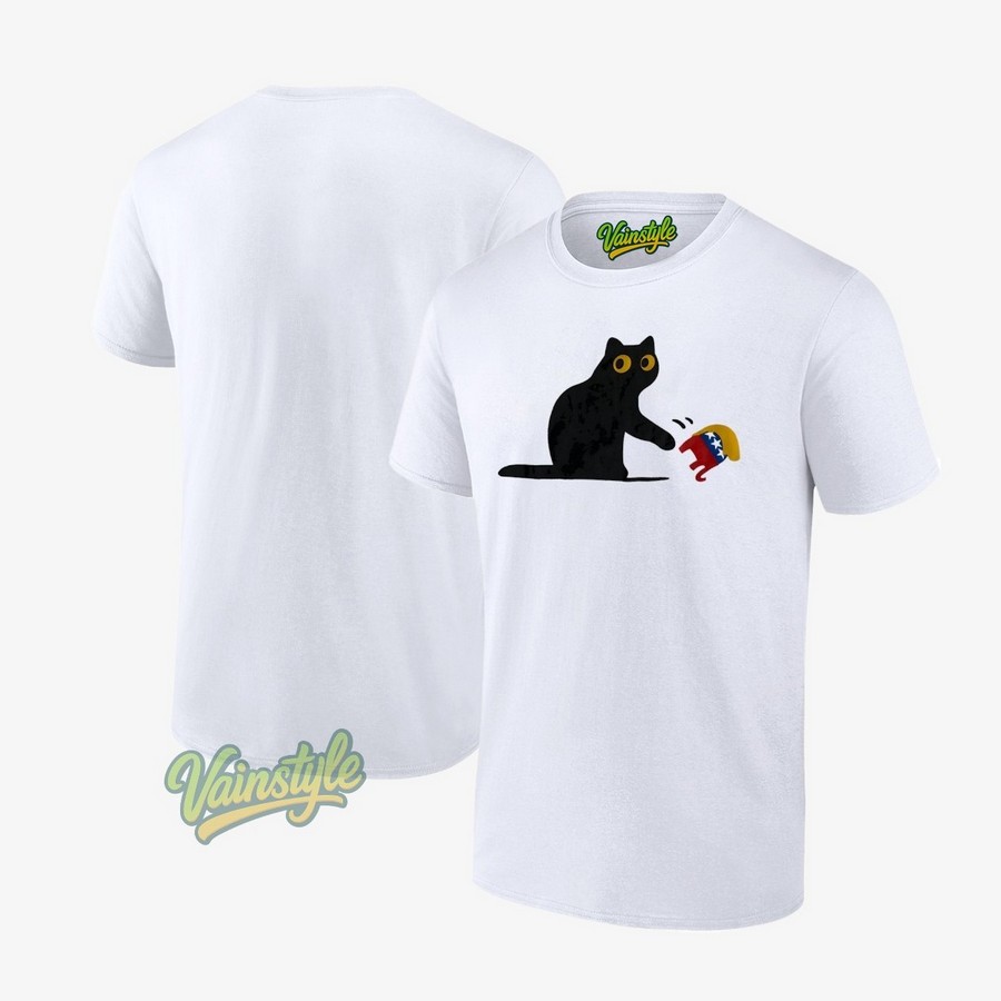 Black Cat Swatting Elephant Trump T-Shirt