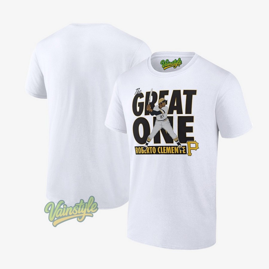 Roberto Clemente Pittsburgh Pirates Cooperstown Player Baseball T-Shirt Roberto Clemente Pittsburgh Pirates Cooperstown Player Baseball T-Shirt